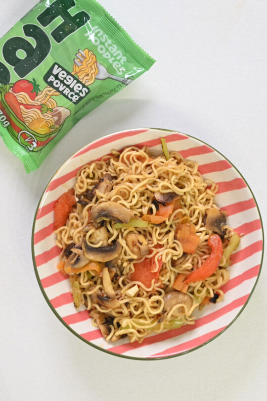 Fit obrok sa HAS nudlama, povrćem i laganim sosom, za lakšu varijantu obroka